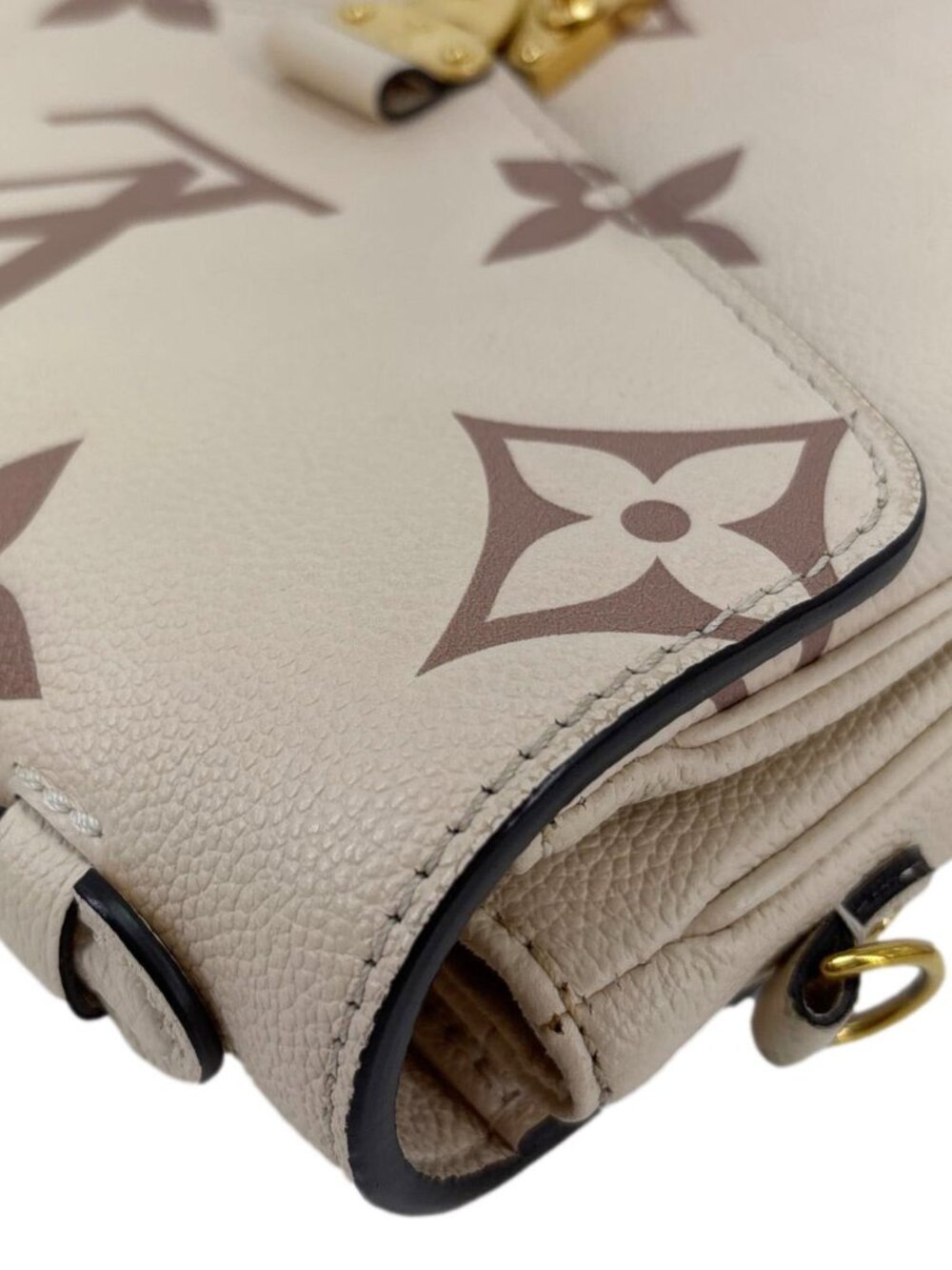 Louis Vuitton Metis Pochette Empreinte Leather Crossbody Bag Bicolor - Picture 5 of 12
